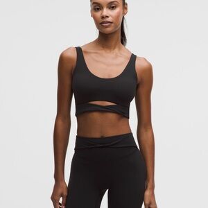 lululemon Nulu Twist-Front Scoop-Neck Bra